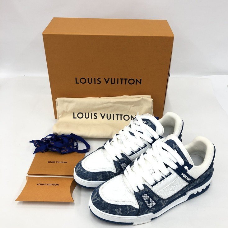 美品◎ ルイヴィトン スニーカー モノグラム サイズ9 (27.5〜28cm) LOUIS VUITTON - ルイ・ヴィトン モノグラム スニーカー Black/White