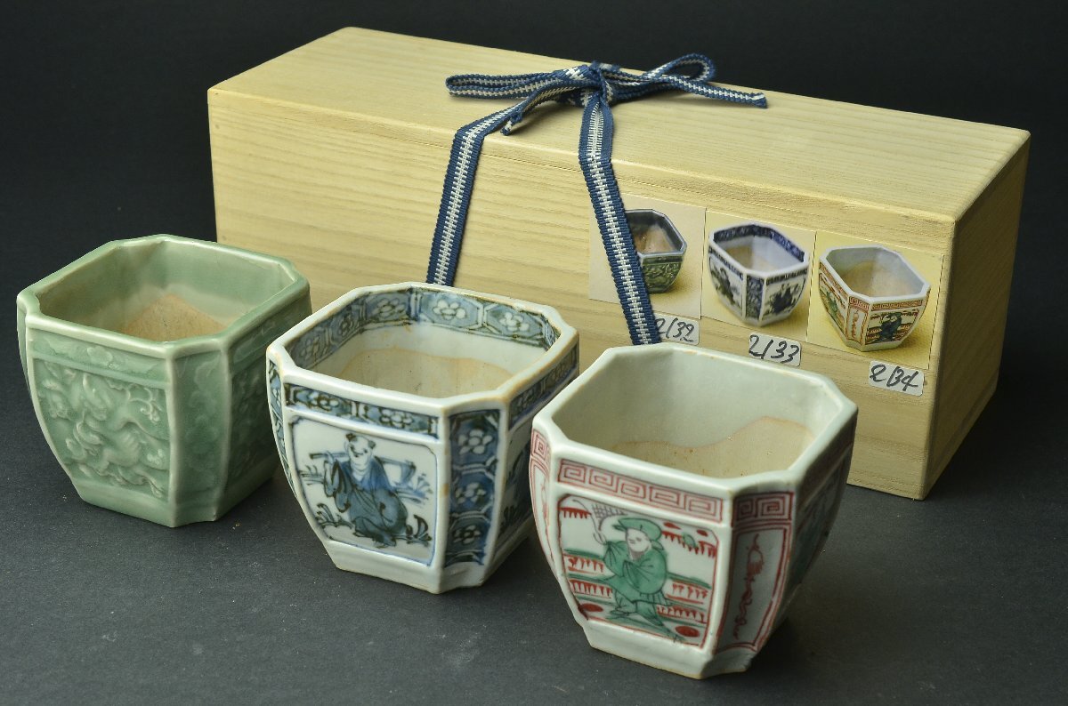 時代物 古伊万里 染錦手 見込に花 竹 松下賢人図 色絵 尺寸大皿 直径40㎝ 時代物 古伊万里 染錦手 見込に花 竹 松下賢人図 色絵 尺寸大皿