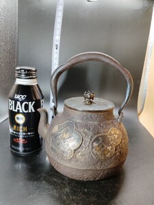 代理出品 返品可能(条件付き) 金寿堂 象嵌 明治時代 鉄瓶 煎茶道具 茶道具 鉄器 急須 茶器 時代物 龍文堂 銅蓋 骨董