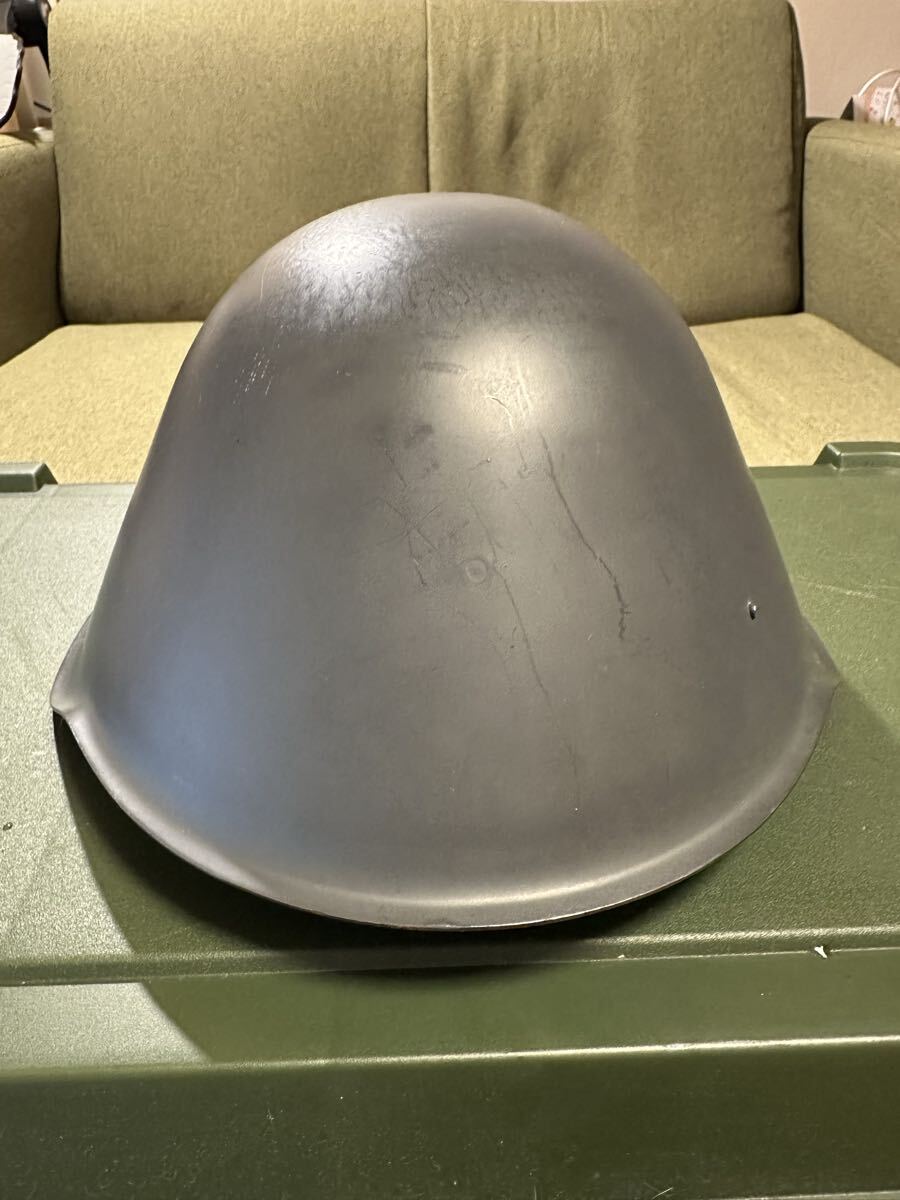 東ドイツ軍　ヘルメット　鉄帽 東ドイツ軍 ヘルメット 鉄帽