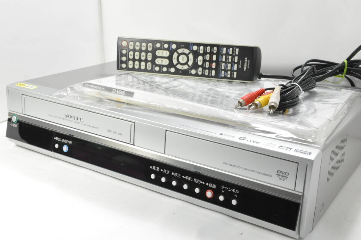 【美品】TOSHIBA 東芝 DVD VHS 一体型 ビデオデッキ 取説・箱付 Amazon | TOSHIBA VHSビデオデッキ一体型DVDプレーヤー SD-V700