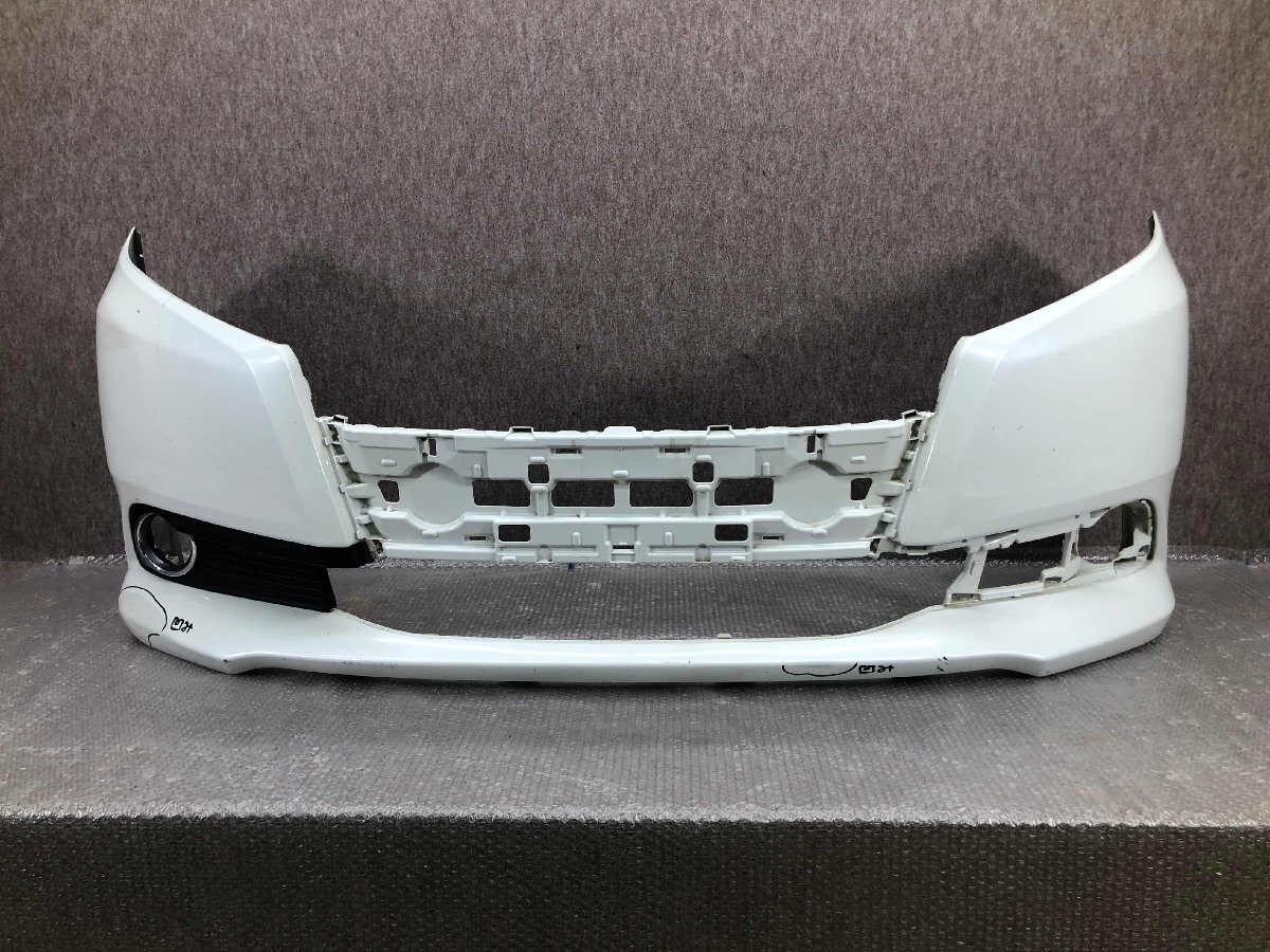 トヨタ　80系後期ノア　純正フロントバンパー imgrc0066531659.jpg