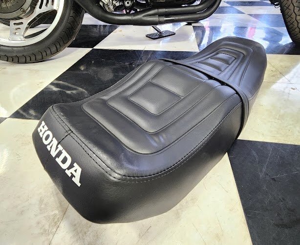 2025年最新】Yahoo!オークション -cbx400f(シート)の中古品