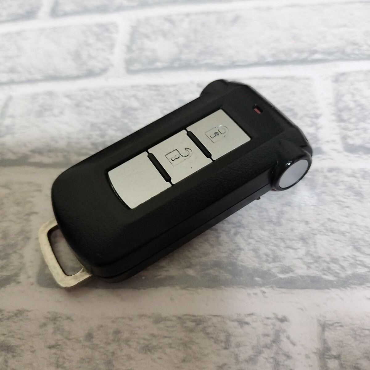 ☆送料無料/ミツビシ/3ボタン/デリカD5/スマートキー/キーレス☆A2510-