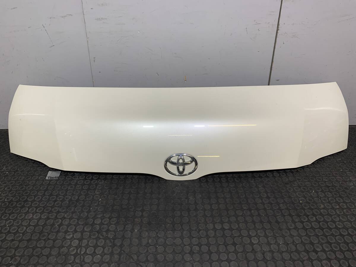 トヨタ ハイエース 純正ボンネット ホワイトパール(070) 手渡し可 ハイエース純正ボンネット4型070パールホワイト