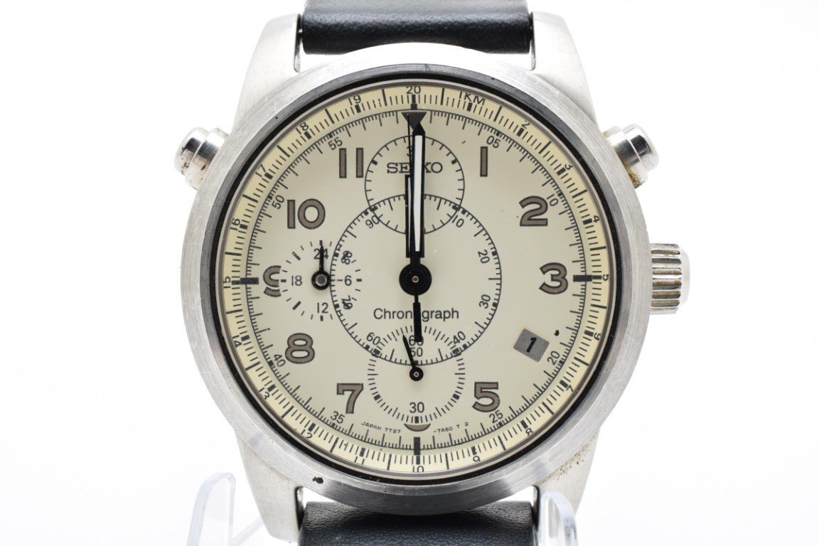【希少】　セイコー　クロノグラフ　パンダ　7T27-6A70 ホワイト 希少】 セイコー クロノグラフ パンダ 7T27-6A70 ホワイト