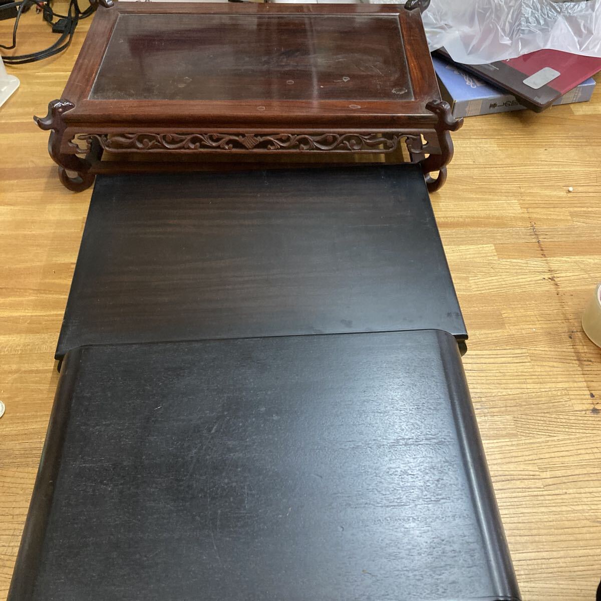 送料無料 高級花台 紫檀調 木製飾台 盆栽台 茶道具 華道具 　250927 送料無料 高級花台 紫檀調 木製飾台 盆栽台 茶道具 華道具