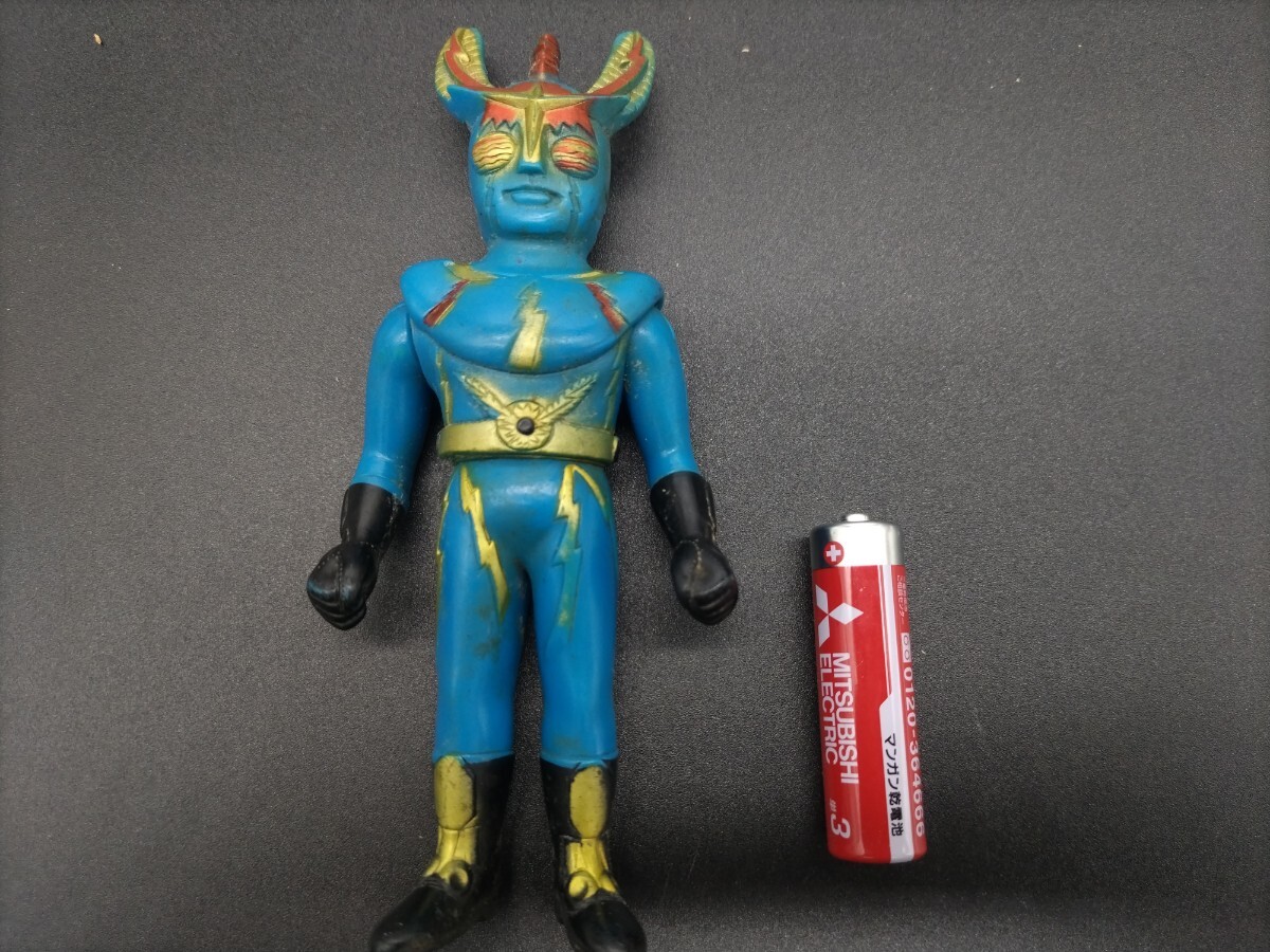 Yahoo!オークション -「イナズマン ソフビ」(ソフビ