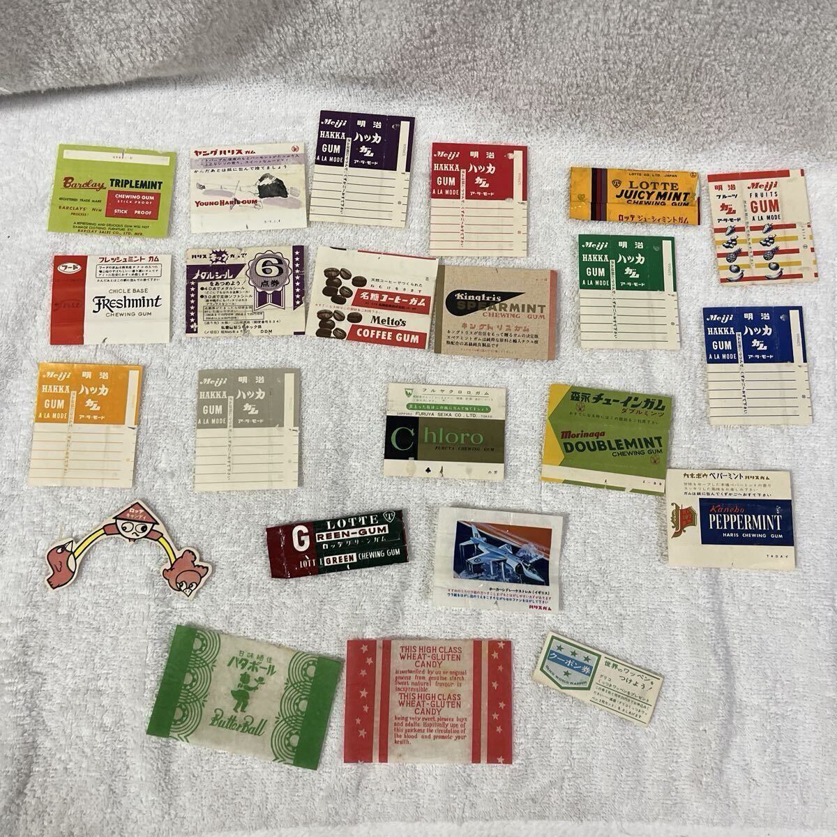 【激レア】昭和　レトロ　ガム　包み紙　100枚　セット　バラ売り不可 激レア】昭和 レトロ ガム 包み紙 100枚 セット バラ売り不可