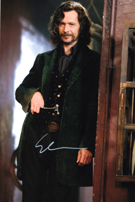 綾野剛 直筆サイン入 写真集「胎響」 :: Yahoo!Auction｜DEJAPAN