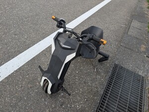 電動ドリフトトライクドリフトリッカー 電動三輪車 ジャンク 引き取り限定 三輪