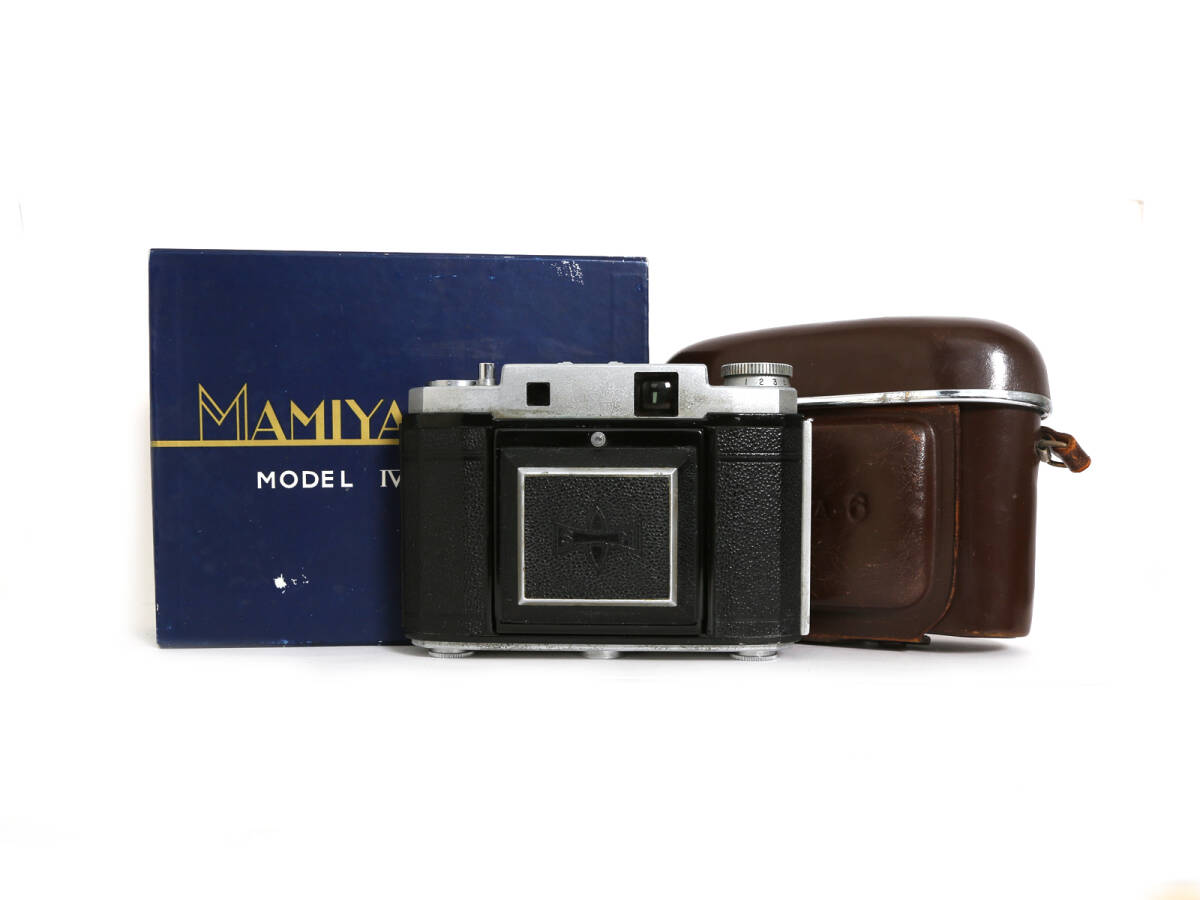 コニシロク／蛇腹型カメラ。形式不明？【カメラケース付き・昭和ノスタルジー・美品】 カメラのいわもと：スプリング(蛇腹カメラ)・コニレット・110