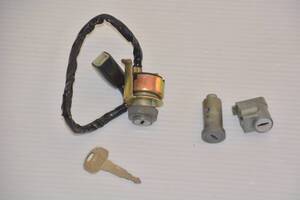 Z1 Z2 Подлинный оригинальный комплект цилиндров ключей из 3 частей 753 (Y53) 750RS Универсальный ключ с ключом (запасной) Z-1 ZII