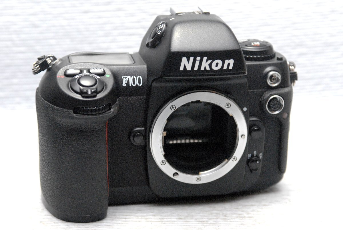 美品　元箱付　Nikon　F100　ボディ　動作品　NO.268 美品 元箱付 Nikon F100 ボディ 動作品 NO.268 ニコン F100