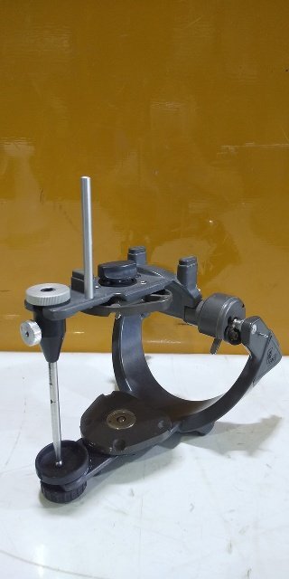 Yahoo!オークション -「咬合器」の落札相場・落札価格