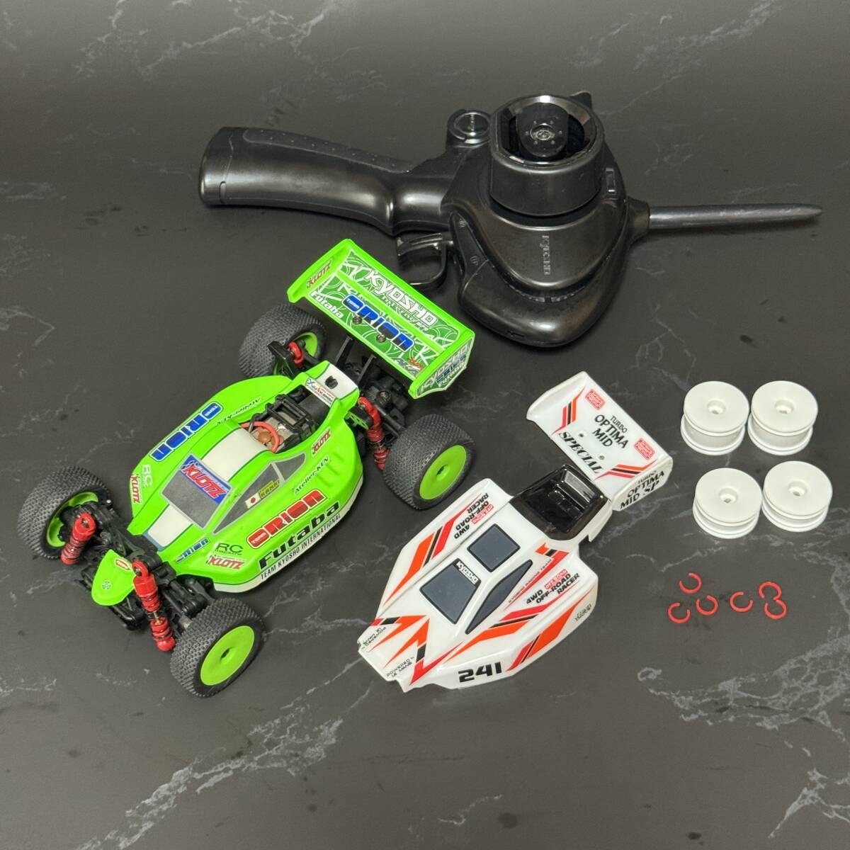 Yahoo!オークション -「ミニッツ kt-18」の落札相場・落札価格