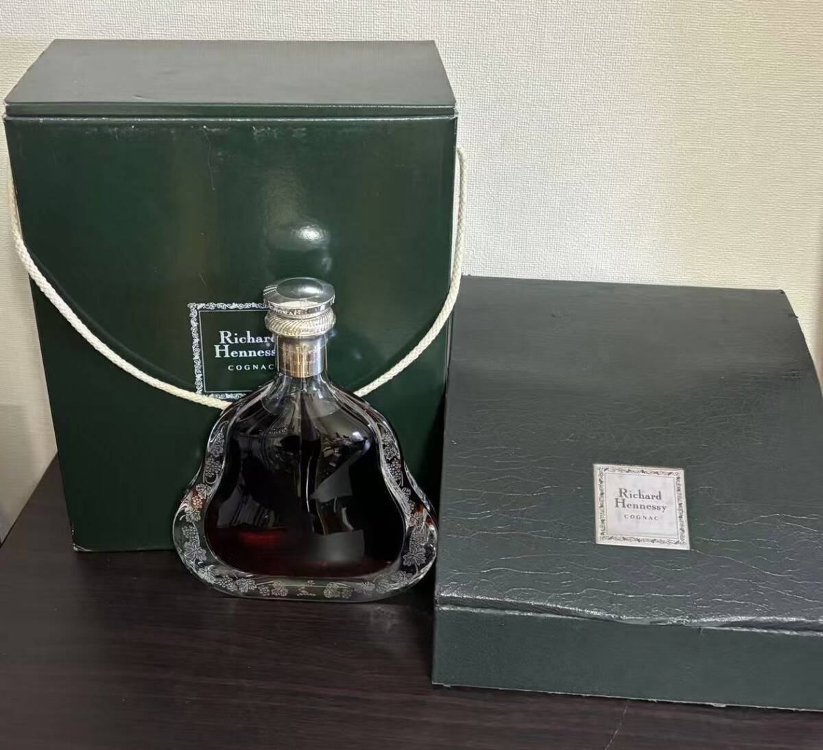 Yahoo!オークション -「ヘネシーリシャール」の落札相場・落札価格