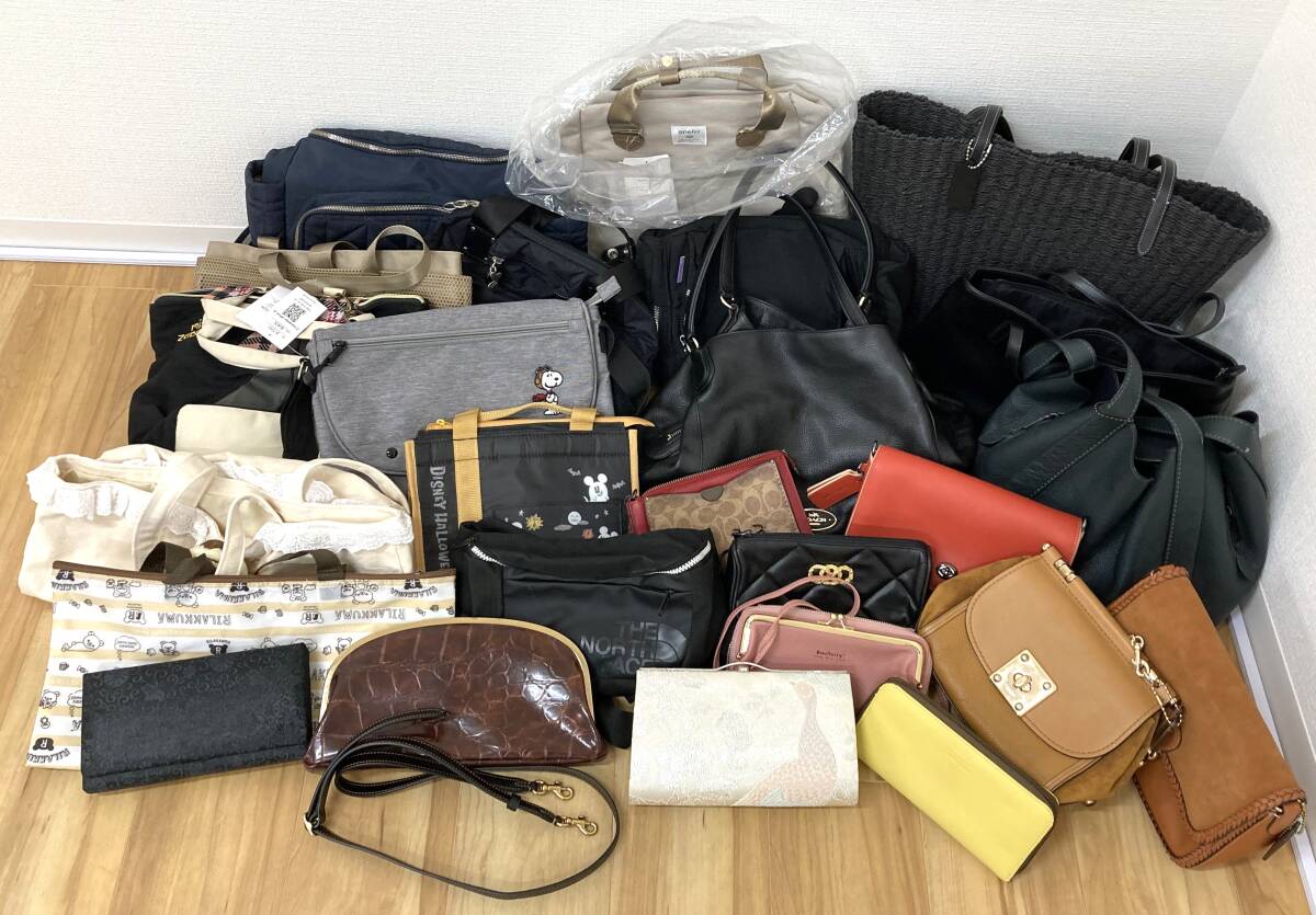 アン　美品　コーチ　ショルダーバッグ おまとめ コーチ ショルダーバッグ キャリー[品番：AXEB0035825]｜AXES