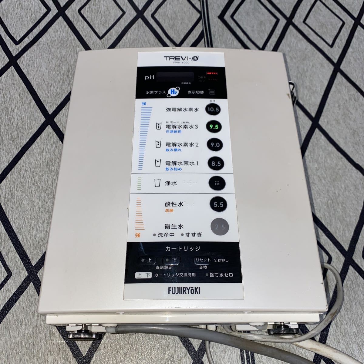 FWH-6000 ジャンク 楽天市場】「中古美品」トレビFWH-6000(W) フジ医療器 水素水 電解水素