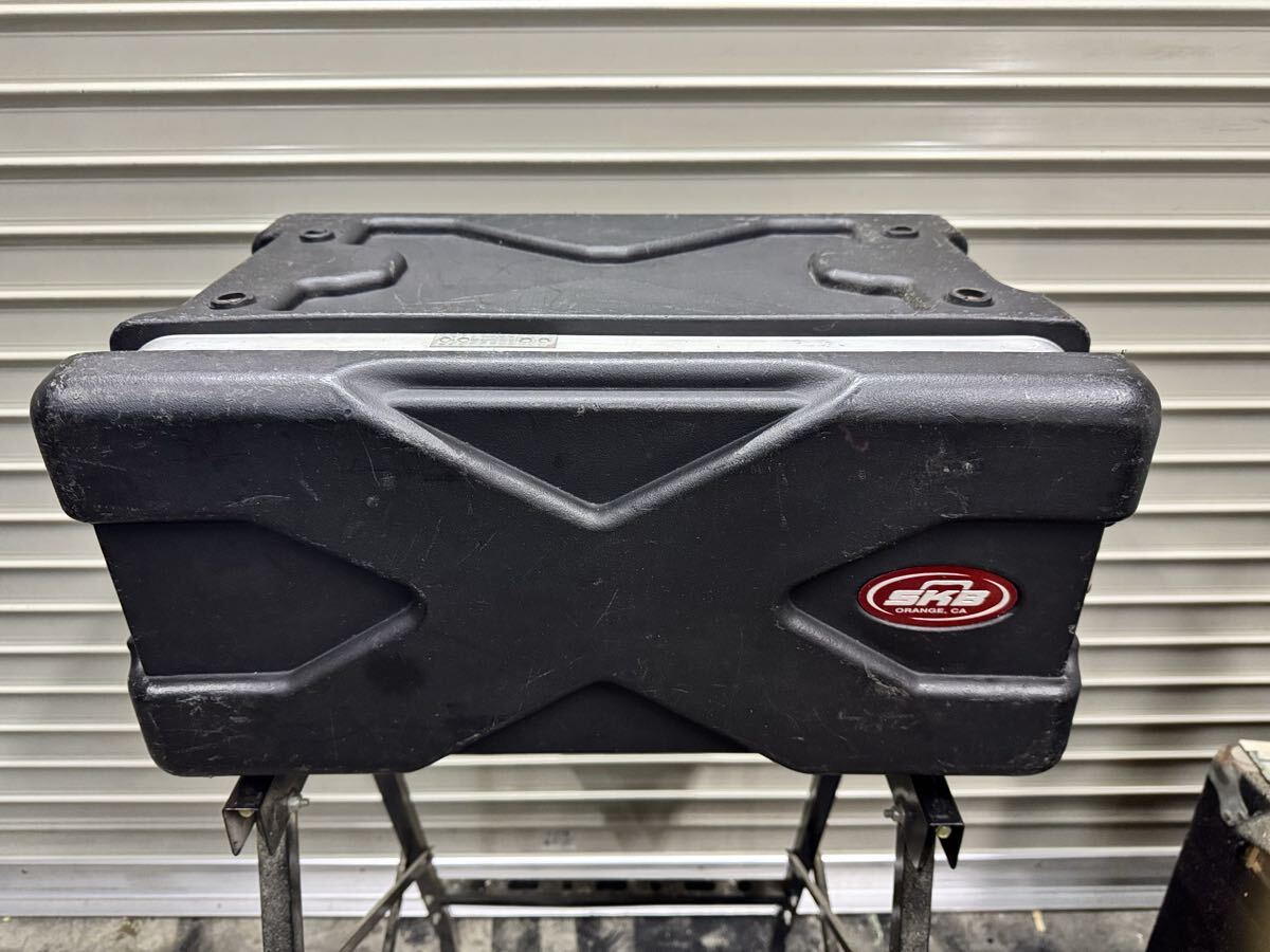 SKB★ジャンク品ラックケース★12U?送料無料 SKB☆ジャンク品ラックケース☆12U?送料無料 M*a様 【難あり】