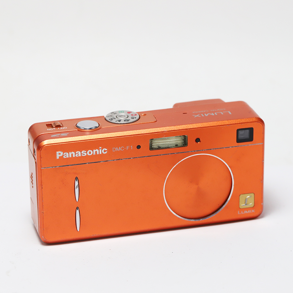 中古 Panasonic DMC-F1 コンパクトデジタルカメラ Yahoo!オークション -「dmc-f1」の落札相場・落札価格