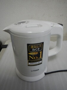 TIGER Электрический чайник вакуко без пара 0,8 л PCH-G080