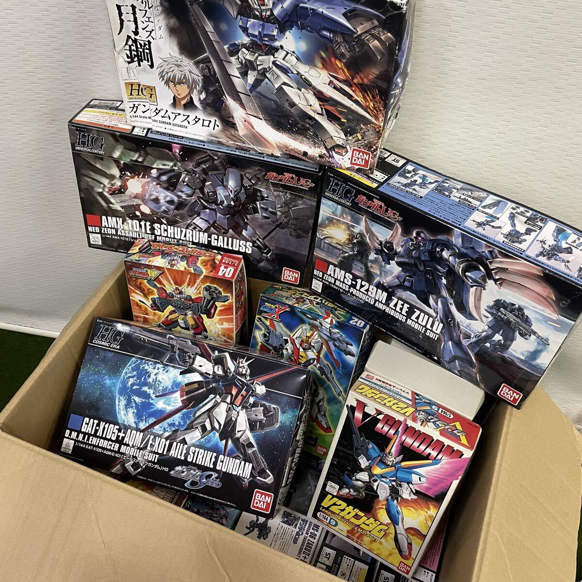 【ジャンク扱い】 バンダイ ガンプラ 15個 セット まとめ売り 1965278839.jpg?1688805531