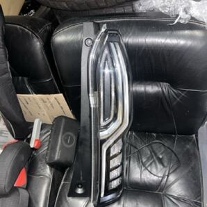 ホンダ N-BOX カスタム JF3 純正 右 テールランプ 破損箇所あり