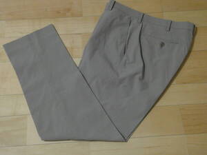 827.UNIQLO ユニクロ メンズ 感動パンツ ベージュ 321-422373 ウエスト82cm 数回着用の美品 送料無料