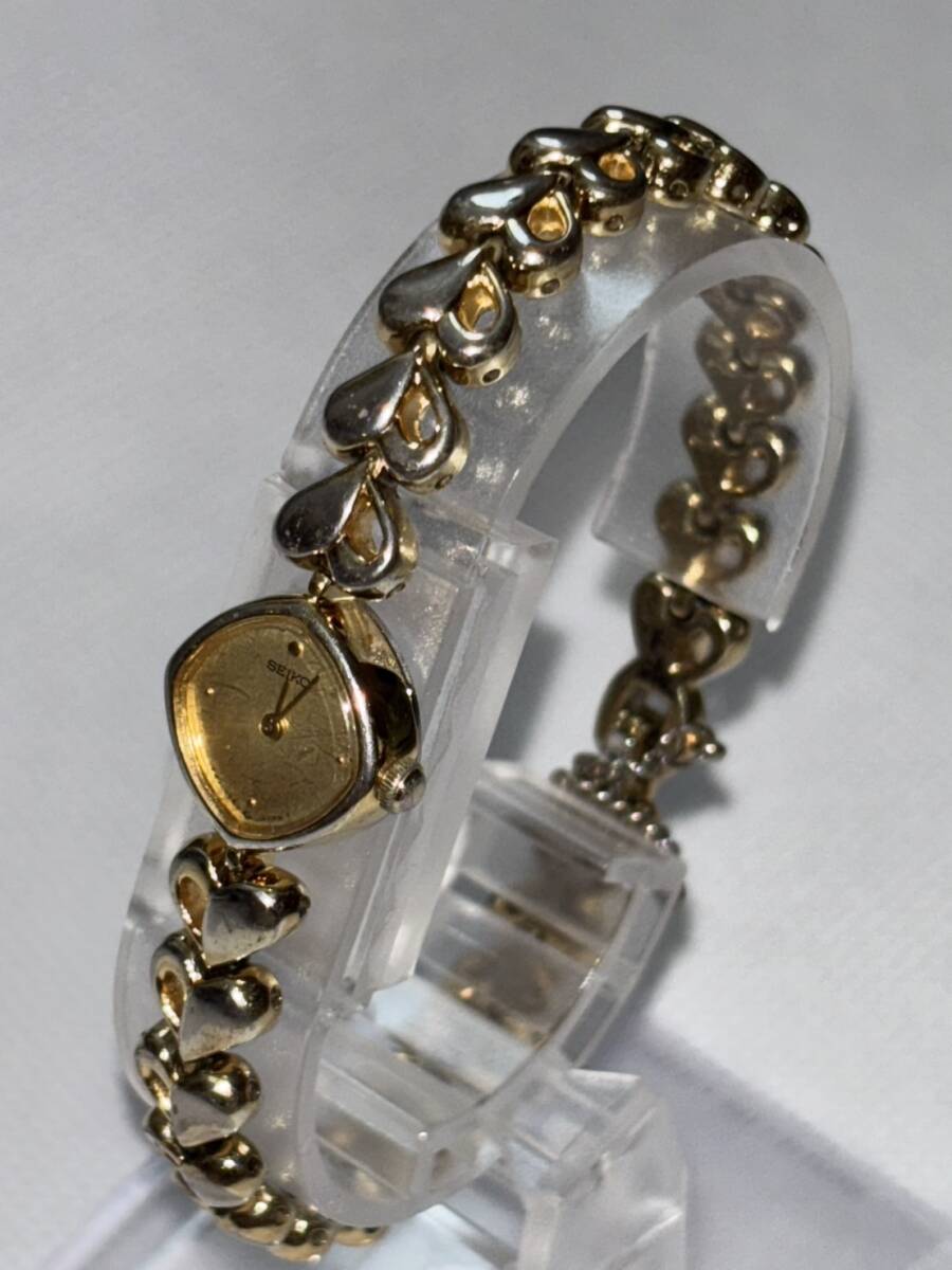 稼働品☆　SEIKOセイコー　ブレスレットウォッチ　１E２０　石付 稼働品☆ SEIKOセイコー ブレスレットウォッチ 1E20 石付