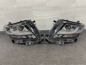 TOYOTA トヨタ AGH30 GGH30 アルファード 前期 純正 LED ヘッドライト 左右 一台分 中古品