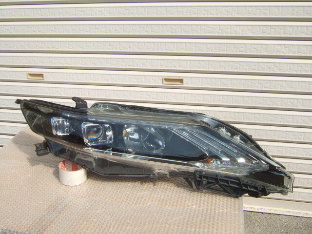 ハリアー / ヘッドライト / 右 /訳あり ジャンク ハリアー60系前期右ヘッドライト中古品