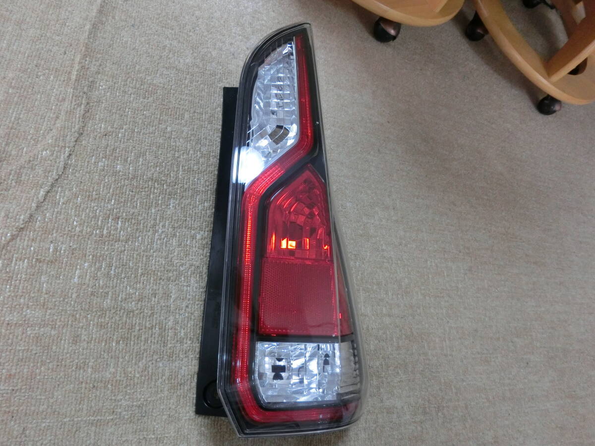 2025年最新】Yahoo!オークション -セレナ c27 テールランプ 右の