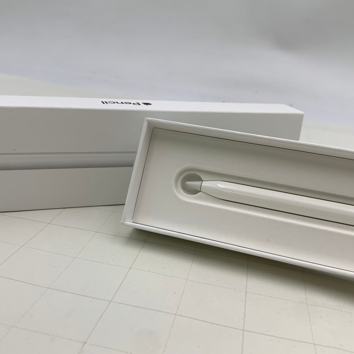 Apple Pencil 第1世代　新品未開封　2025年最新モデル　純正品 Apple pencil 第1世代 本体 新品 未開封 美品 箱付き 2025年最新】