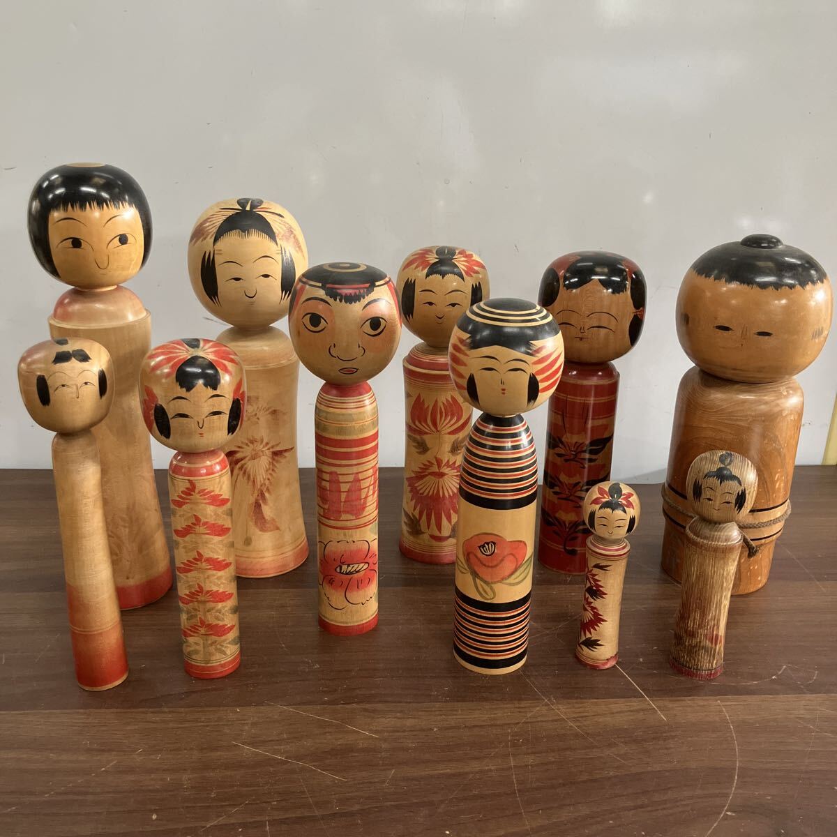 伝統工芸品 伝統こけし 8本 まとめ売り セット 人気作家 レア 昭和レトロ 伝統工芸品 伝統こけし 8本 まとめ売り セット 人気作家 レア
