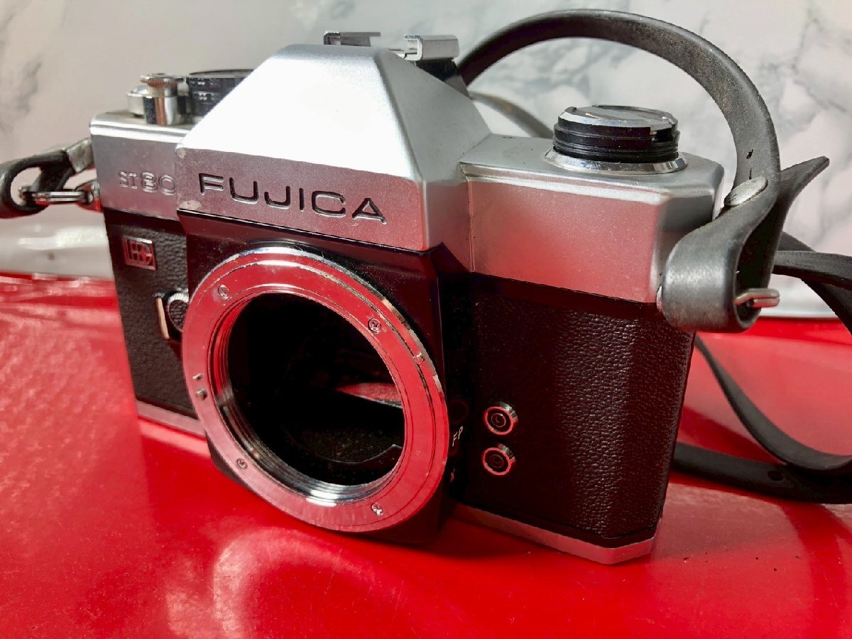 訳あり品　フジカFUJICA ST801 フィルム一眼レフカメラ　レンズ付き　R FUJICA ST801 ボディ フジカ 35mmフィルムカメラ M42マウント
