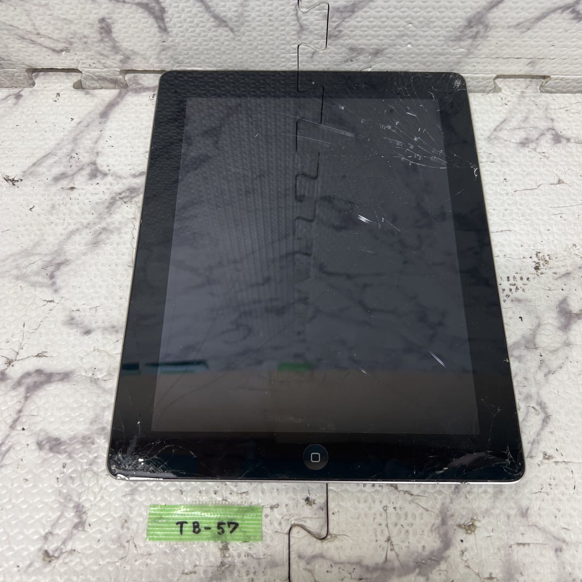 iPad 第8世代 液晶割　ジャンク品 iPad 第8世代 ジャンク品 画面割れ