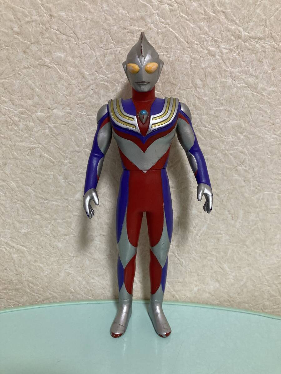 Yahoo!オークション -「ルーツ・オブ・ウルトラマン」の落札相場