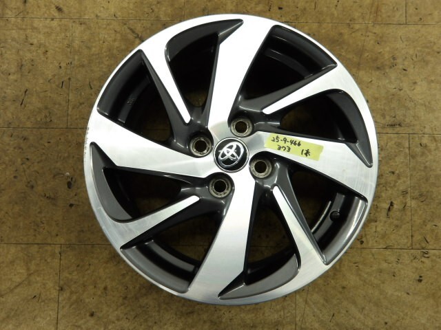 ②トヨタアクアZ純正アルミホイール2本 値下げしました トヨタ 新型 アクア Z 純正 アルミホイール 新車外し 2