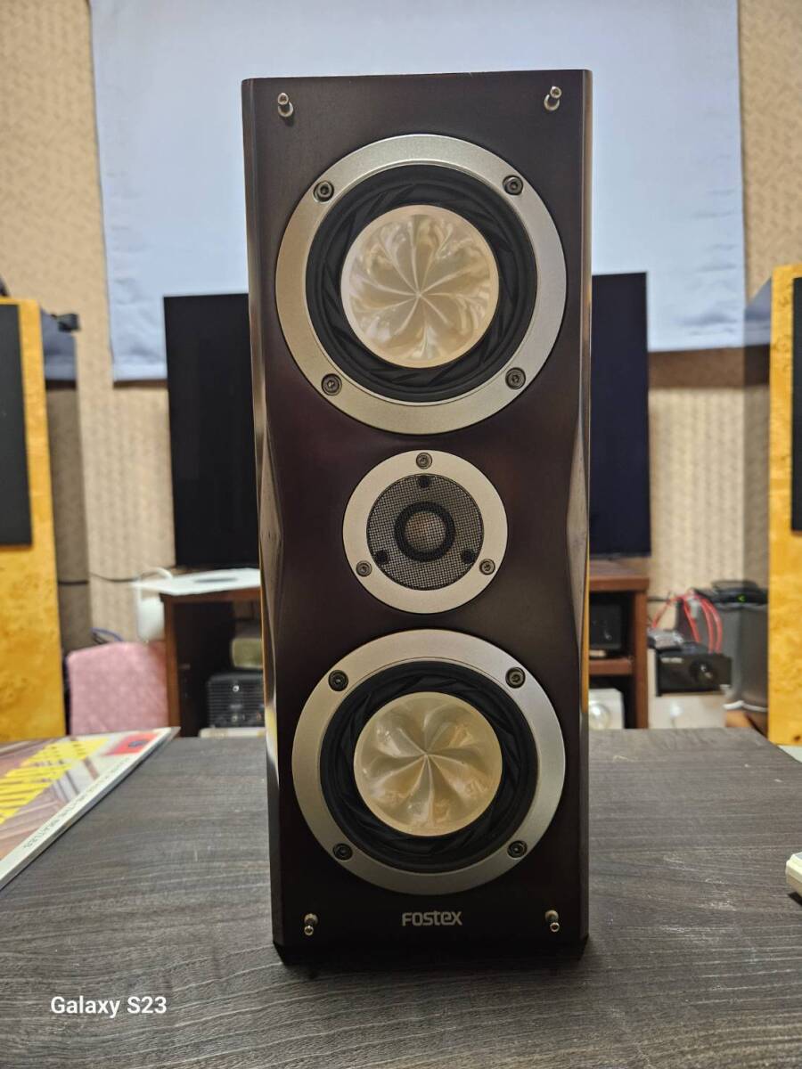 ヒロ⭐︎ KEF CRESTA10 スピーカー2本 ヒロ⭐︎ KEF CRESTA10 スピーカー2本 Yahoo!オークション