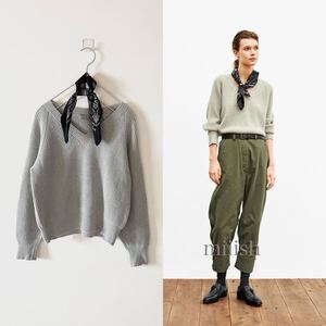 美品 MARGARET HOWELL マーガレットハウエル ウールカシミヤシルクVネックニット 限定ライム色 35,200円