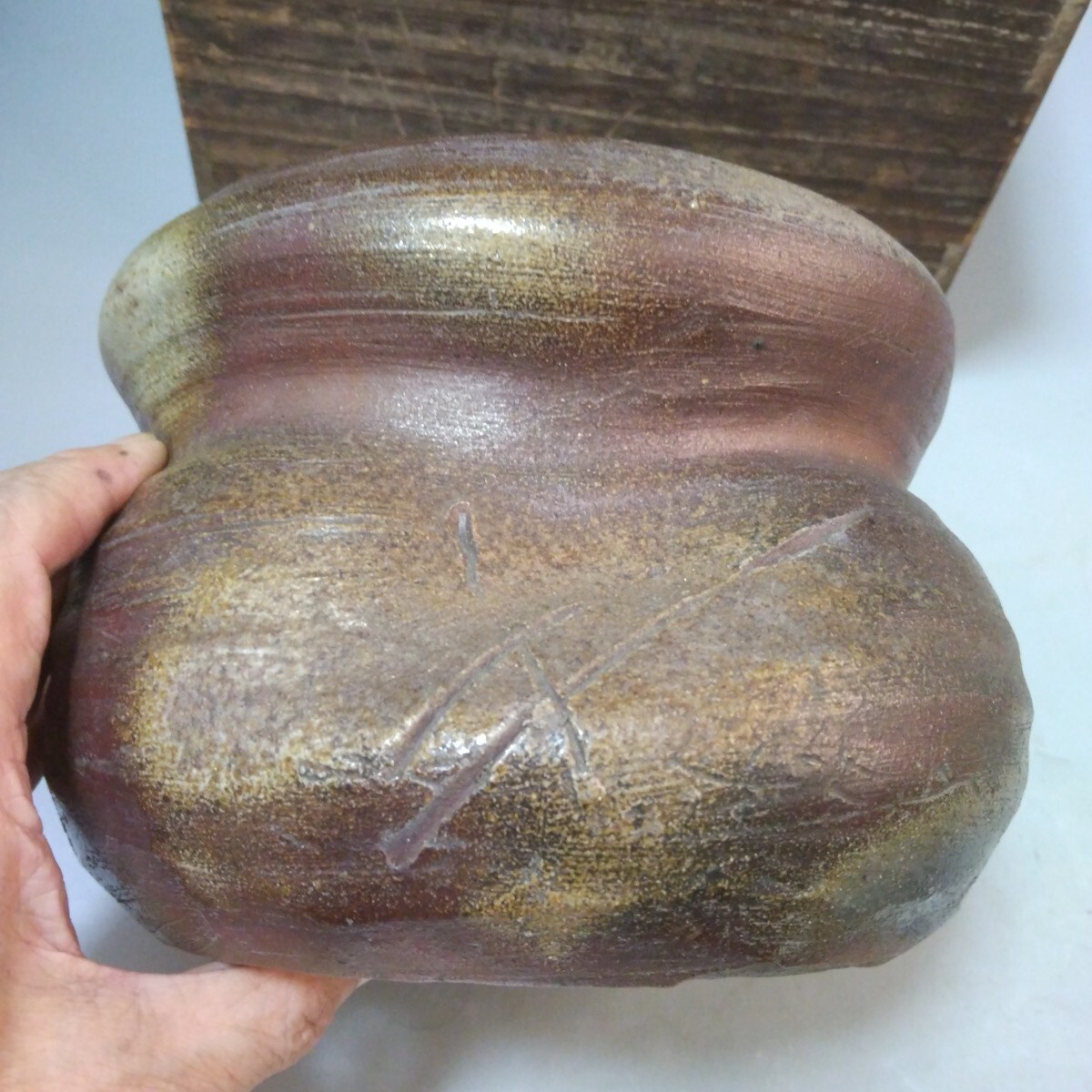 古備前 火襷亀甲皿 桃山骨董 無銘 古美術 アンティーク 蒐集家放出美品 古箱付 古備前 火襷亀甲皿 桃山骨董 無銘 古美術 アンティーク 蒐集家