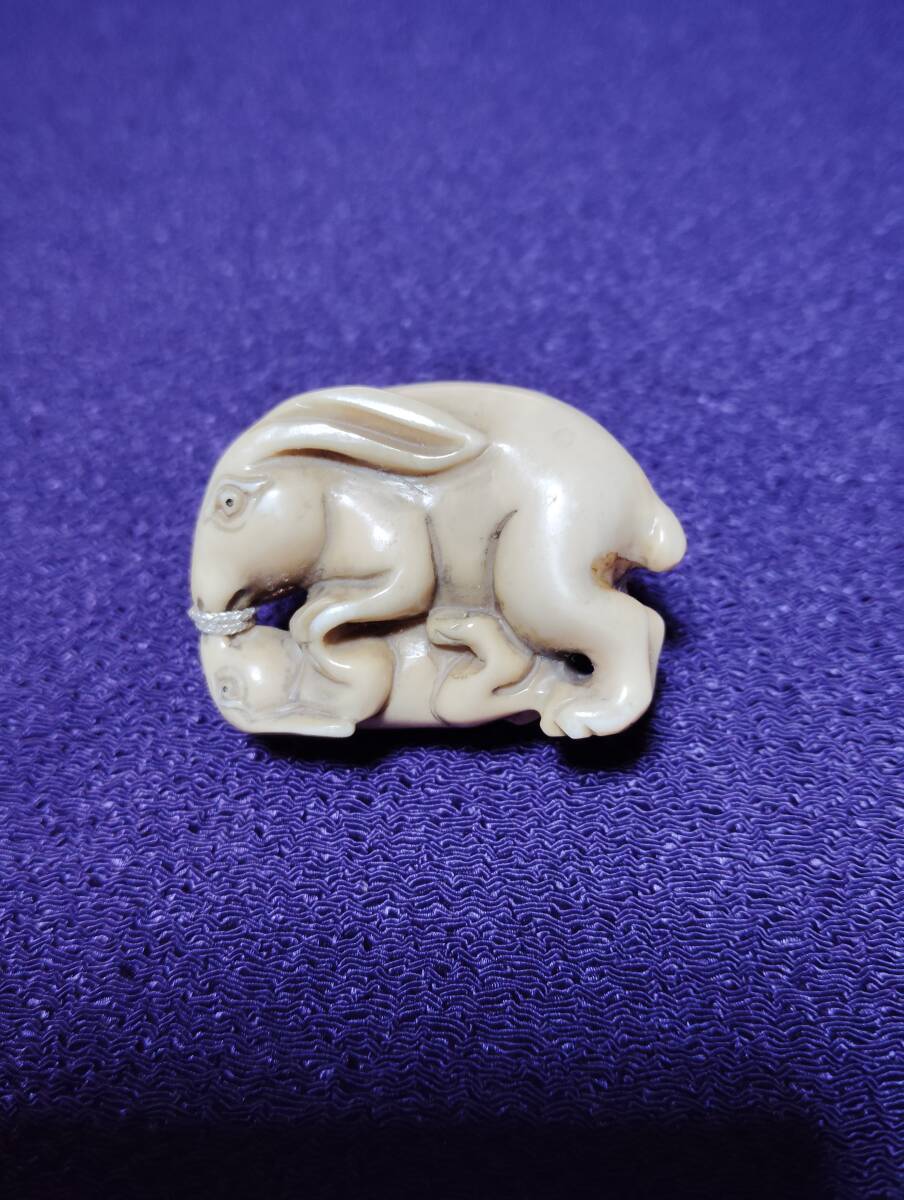 マンモス牙彫り　弥勒彫刻　置物 Yahoo!オークション -「マンモス 牙」(美術品) の落札相場・落札価格