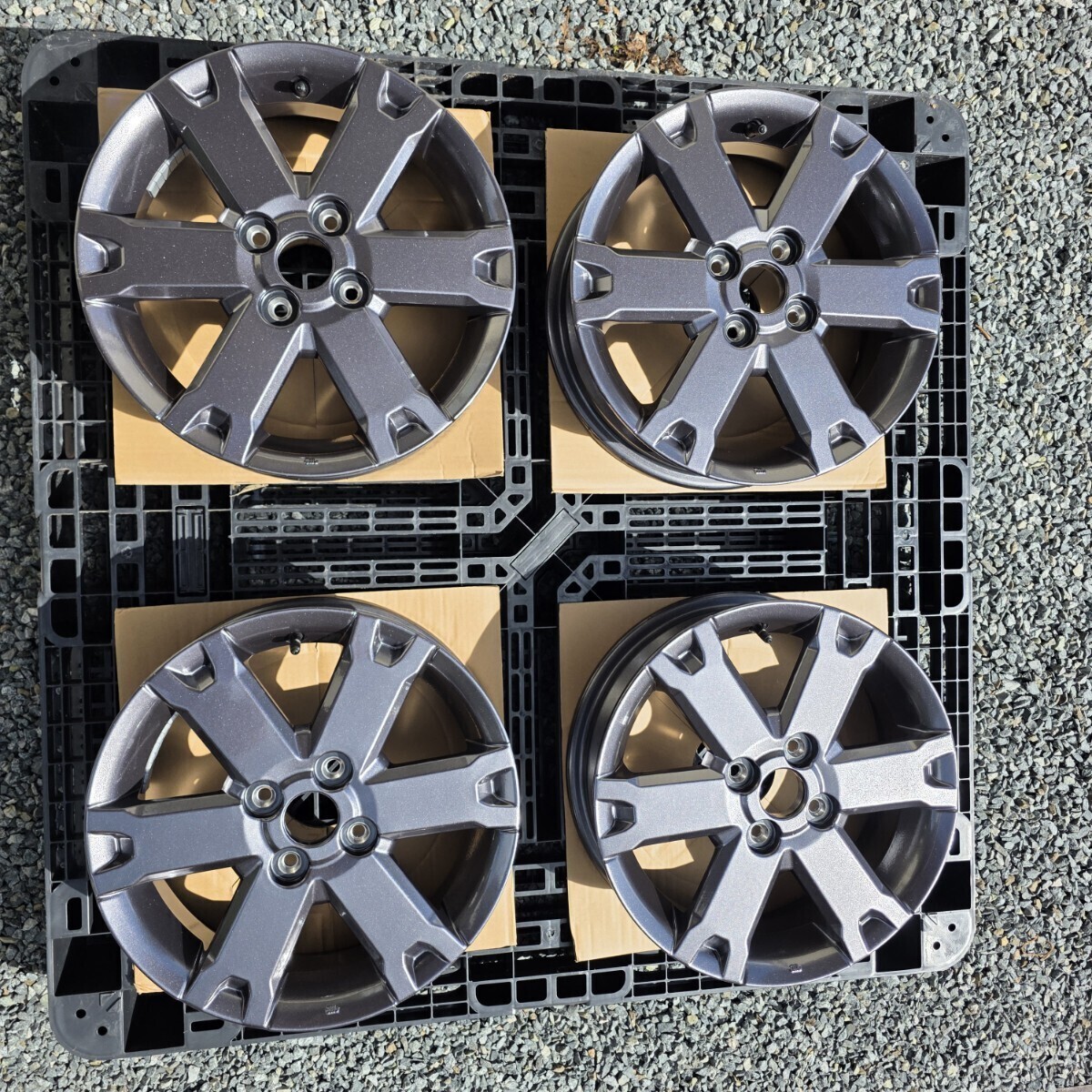 【himaware】ダイハツ 純正鉄ホイール 15インチ 新車外し① himaware】ダイハツ 純正鉄ホイール 15インチ 新車外し① 2025年