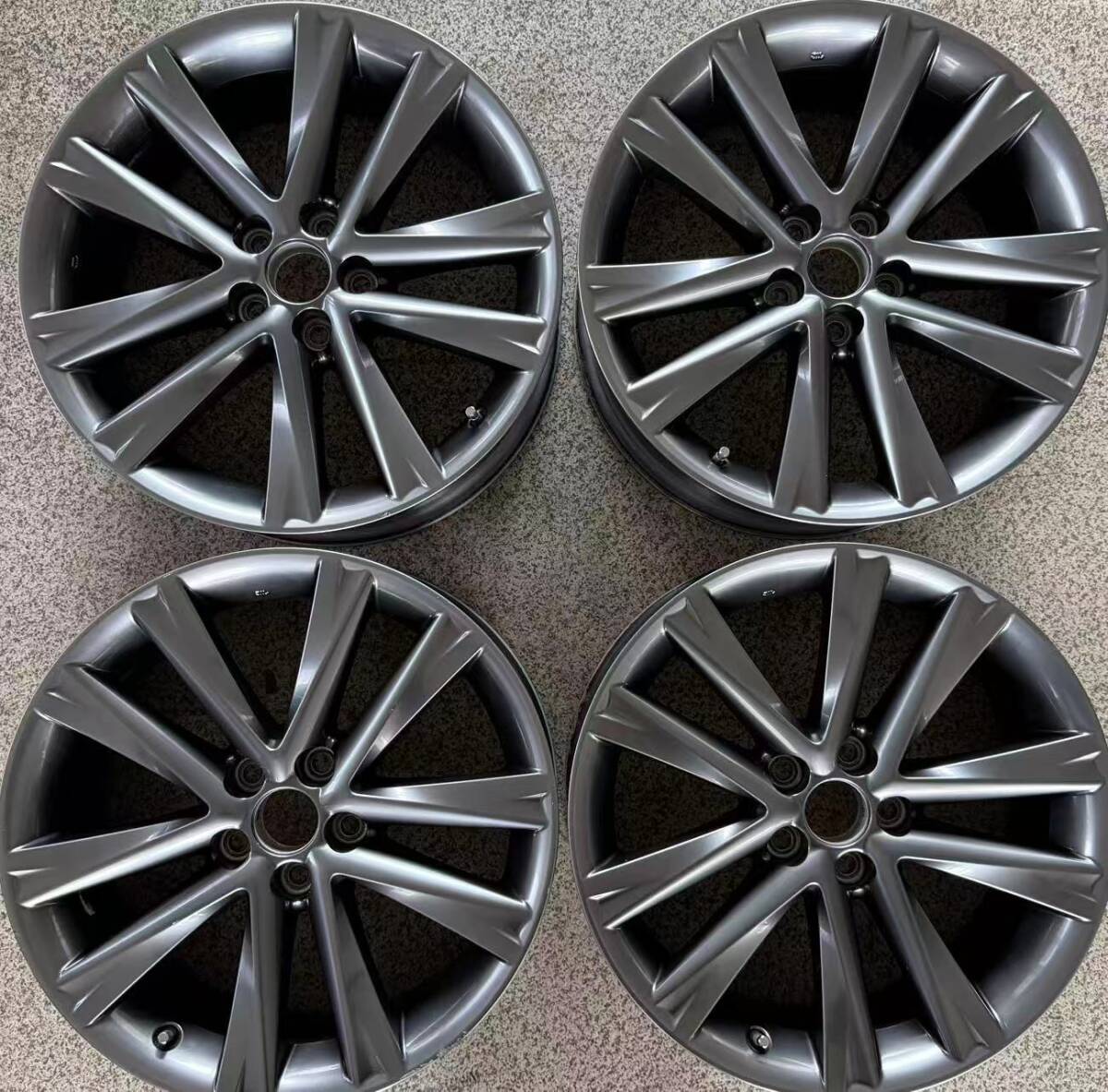 レクサス　RX 純正19インチ　タイヤ付き 送料無料 良品 4本 LEXUS レクサス RX 純正 19inch ホイール