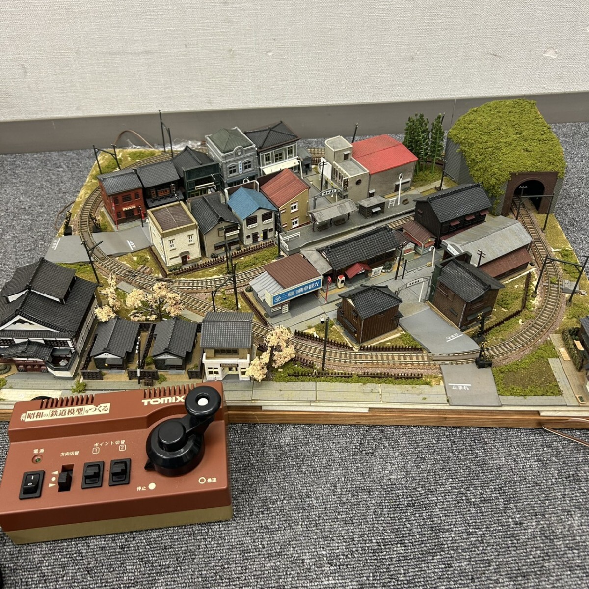 講談社　昭和の鉄道模型を作る　完成品　車両　コントローラー付き Yahoo!オークション -「昭和の鉄道模型をつくる」の落札相場・落札価格