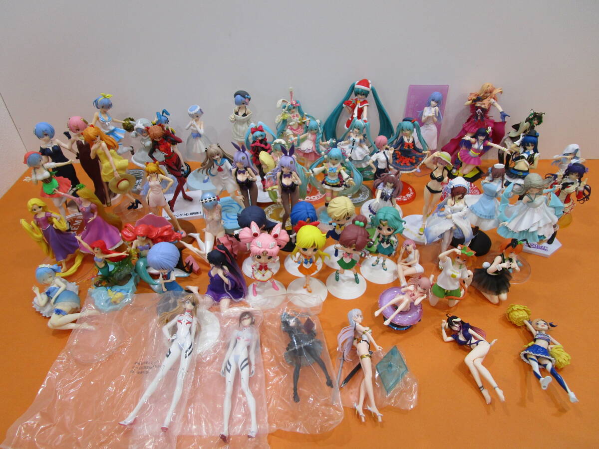 初音ミクプライズフィギュア34体まとめ売り 初音ミクプライズフィギュア34体まとめ売り backend=imagemagick