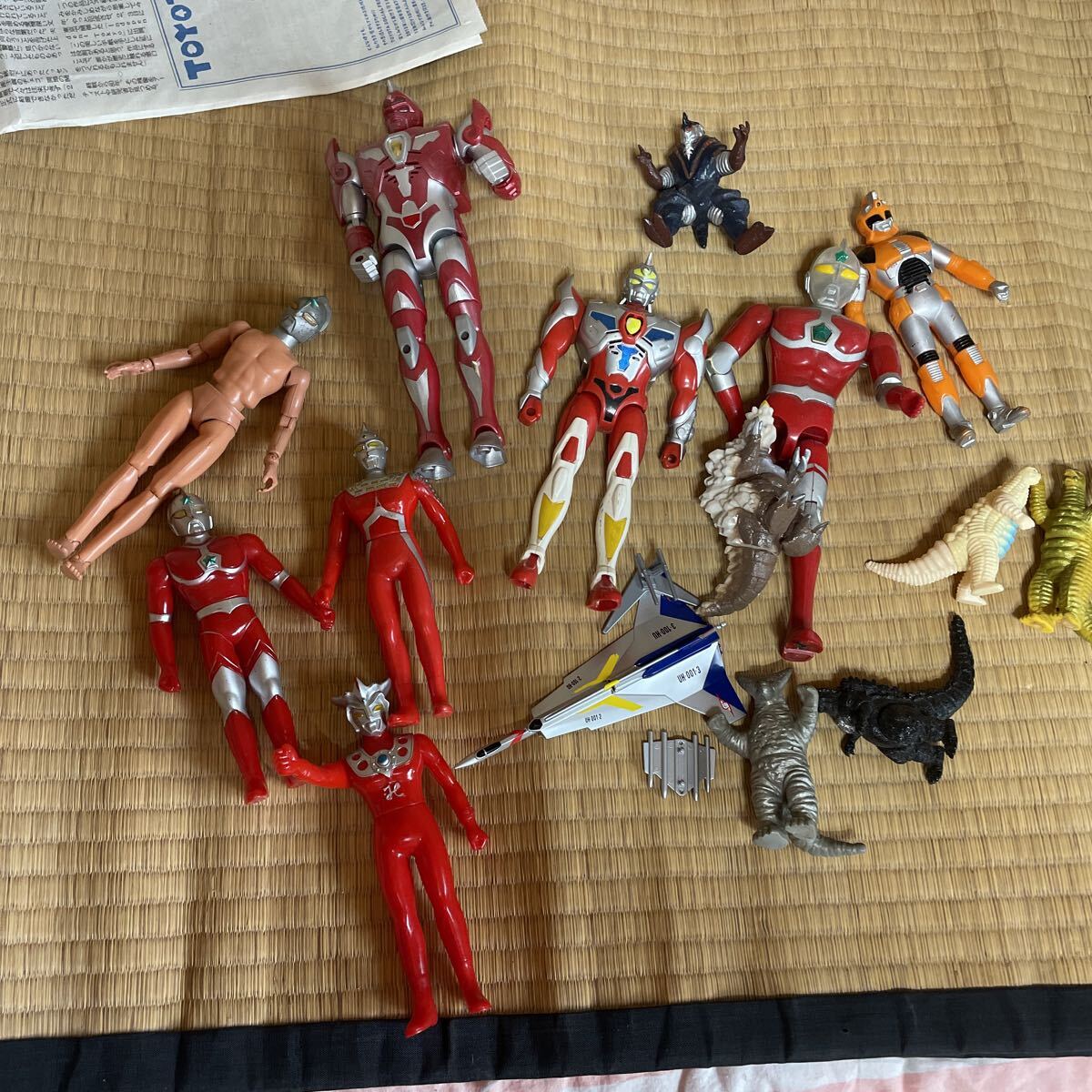 ウルトラマン ソフビ まとめ売り 25体セット！ ウルトラマン 怪獣 フィギュア ソフビ 25体セット｜Yahoo!フリマ
