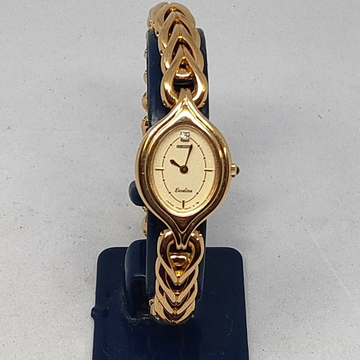 稼働品 SEIKO セイコー エクセリーヌ 腕時計 レディース ゴールド セイコー エクセリーヌ＞から、ダイヤモンドをあしらった