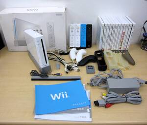 ◆A72656 Wii本体+コントローラー+ソフト12本(マリオ/ドラゴンボール/Wiiスポーツ/どうぶつの森/桃太郎電鉄/太鼓の達人/他)